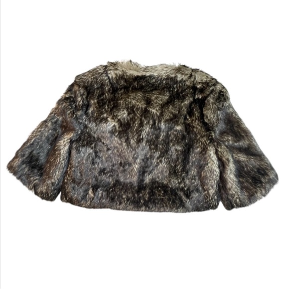 Robbi & Nikki Faux Fur Cropped Jacket w/ Rhinestone Brooch Size Women’s Medium - Picture 5 of 16